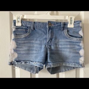Levi’s jean shorts